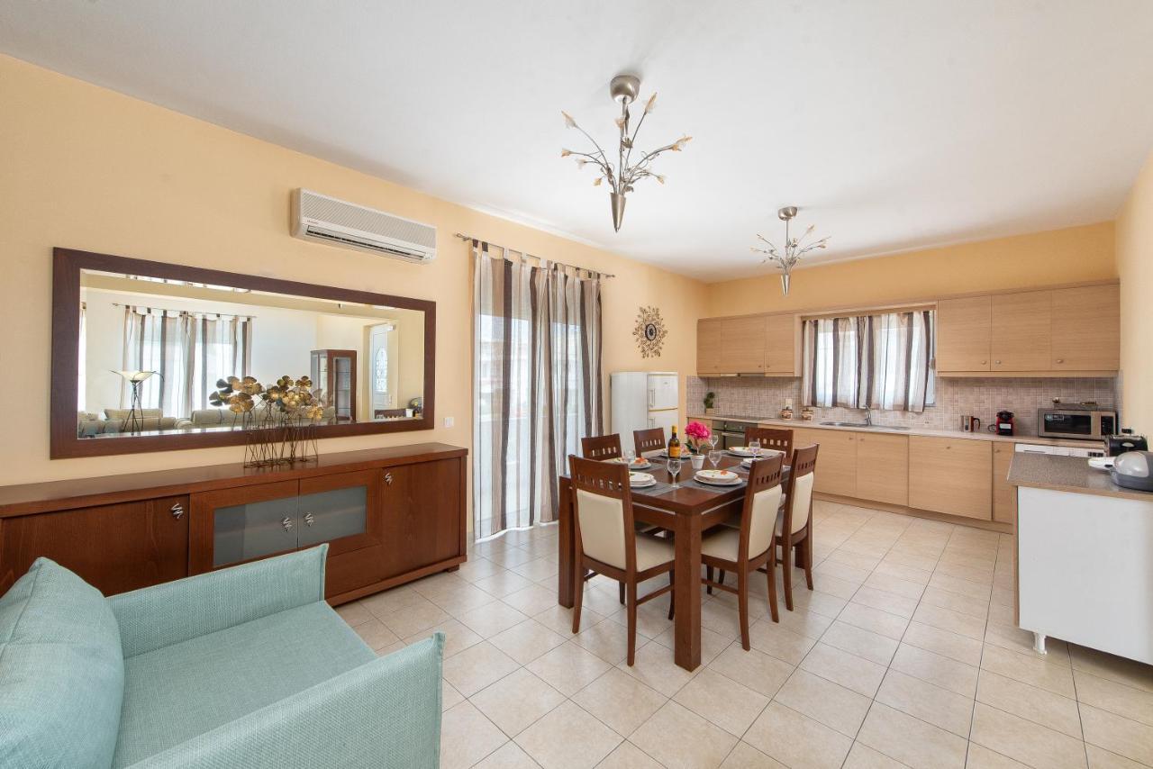 Kiriakos Apartment Afantou Bagian luar foto